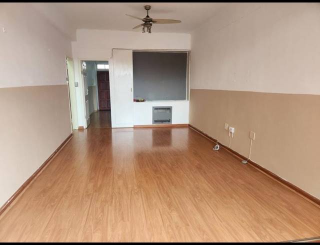 2 BEDROOM PROPERTY TO RENT IN FLORIDA
